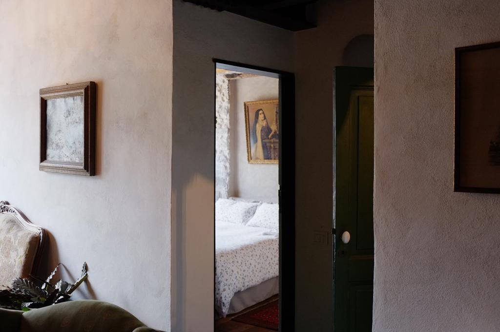 La Terrazza Di Vico Olivi B&B Ventimiglia Habitación foto